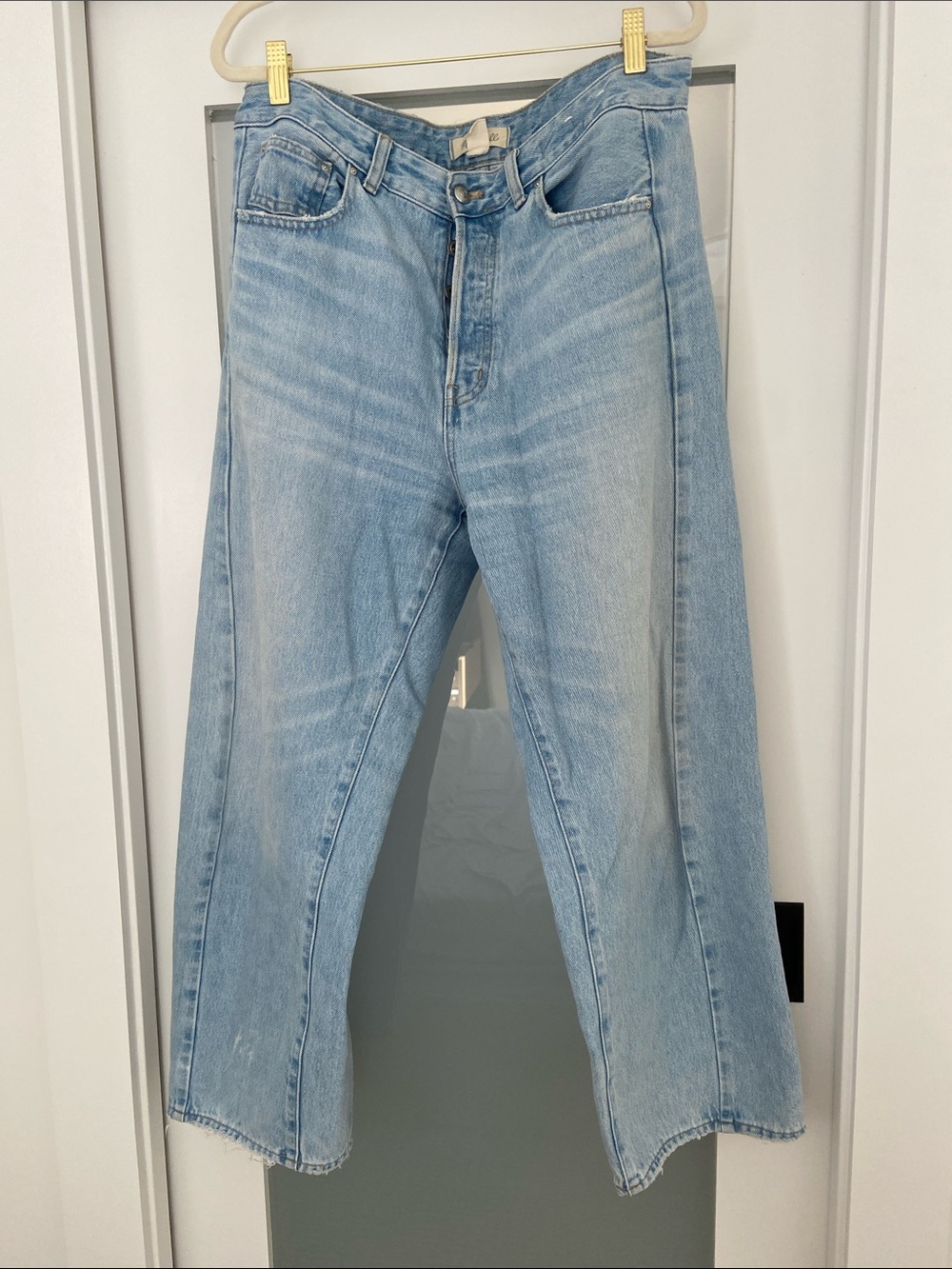 Madewell Light Wash Barrel-Leg Jeans